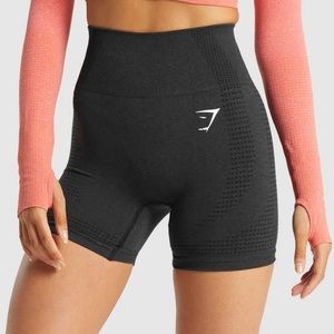 Gymshark Vital Seamless 2.0 Shorts in color Black Marl